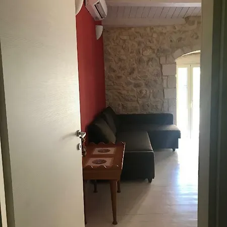 Apartment Via Longa Domus *