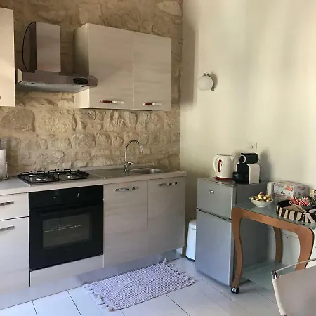 Via Longa Domus Modica
